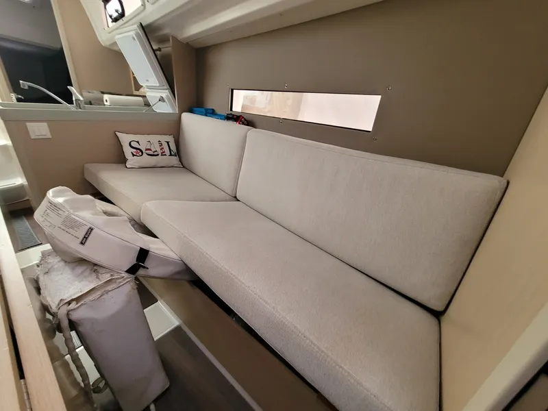 Slide: The Image of Beneteau 30.1 2020 - 39
