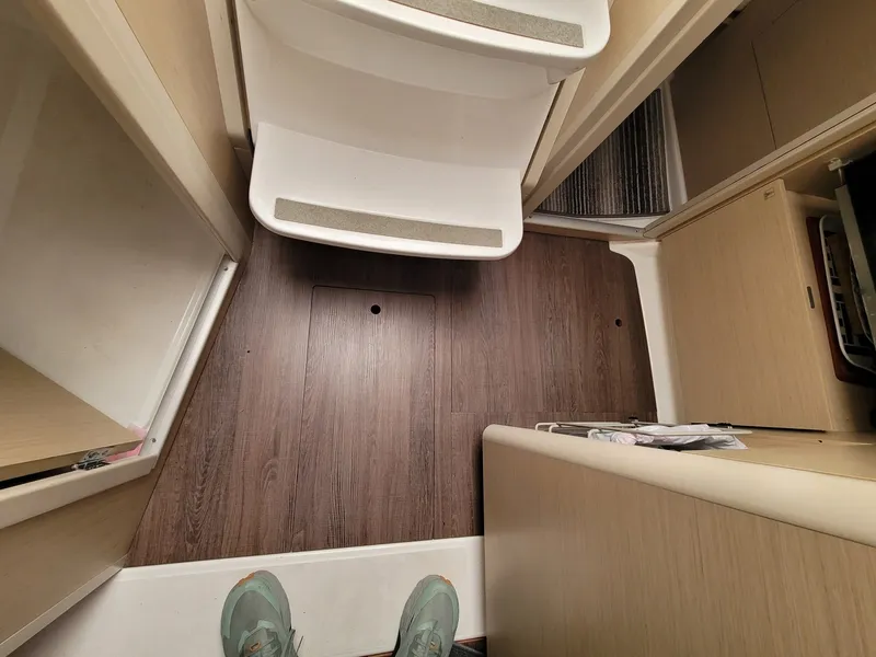 Slide: The Image of Beneteau 30.1 2020 - 41