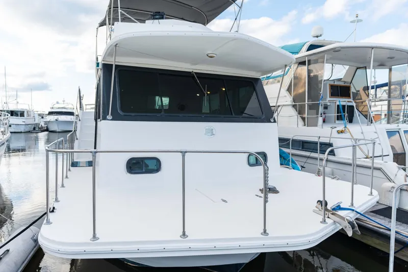 Slide: The Image of Harbor Master 520 Coastal 2001 - 2