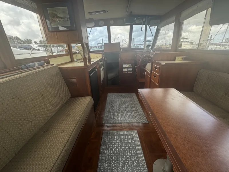 Slide: The Image of Grand Banks 32 Sedan 1978 - 24