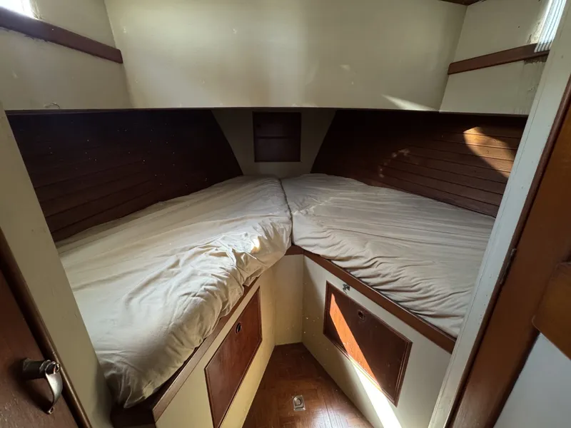 Slide: The Image of Grand Banks 32 Sedan 1978 - 35