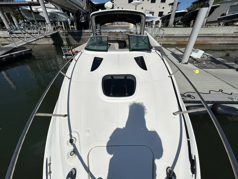 Slide: The Image of Sea Ray 2014 - 30