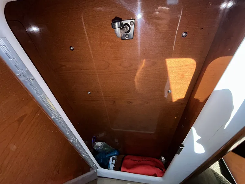 Slide: The Image of Sea Ray 2014 - 92