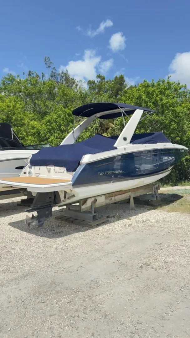 Slide: The Image of Sea Ray 2018 - 73