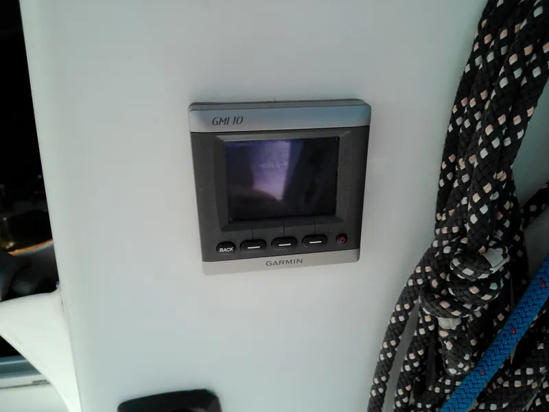 Slide: The Image of Beneteau 1993 - 17