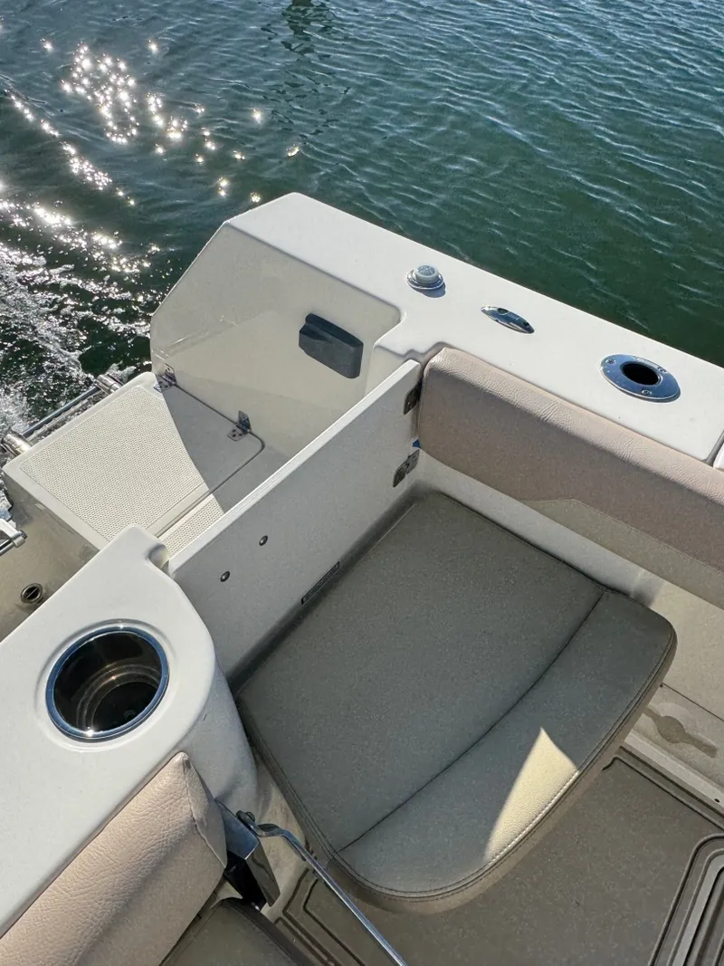 Slide: The Image of Sailfish 29 Center Console 2021 - 15