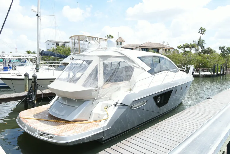 The Image of Cranchi M44 HT Hard Top 2014 - 0