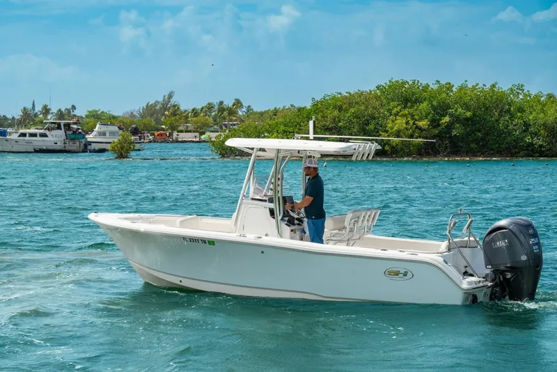 Slide: The Image of Sea Hunt 234 Ultra 2023 - 14