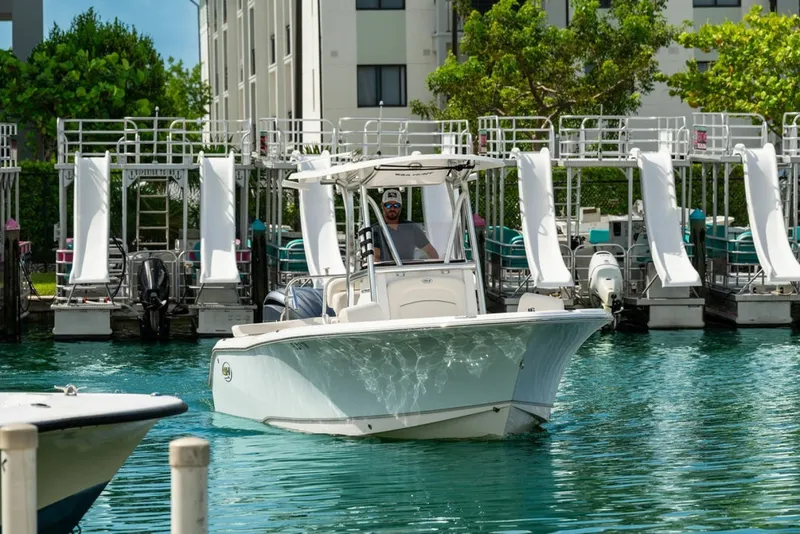 Slide: The Image of Sea Hunt 234 Ultra 2023 - 20