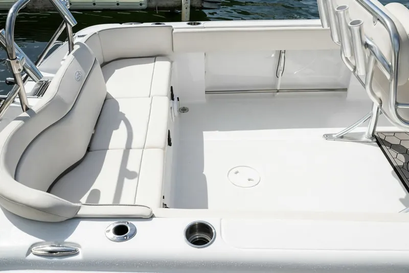 Slide: The Image of Sea Hunt 234 Ultra 2023 - 21