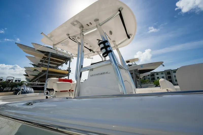 Slide: The Image of Sea Hunt 234 Ultra 2023 - 3