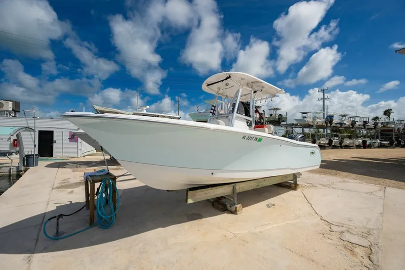Slide: The Image of Sea Hunt 234 Ultra 2023 - 4