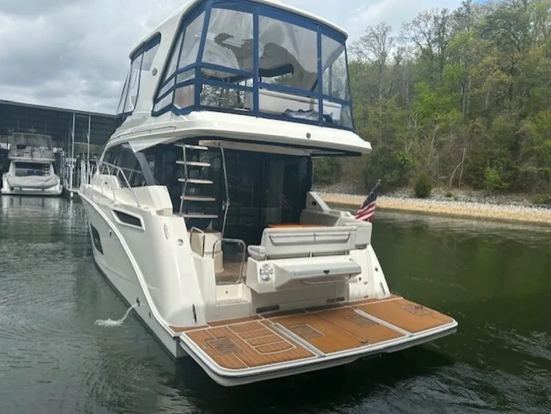Slide: The Image of Sea Ray 460 FLY 2017 - 22