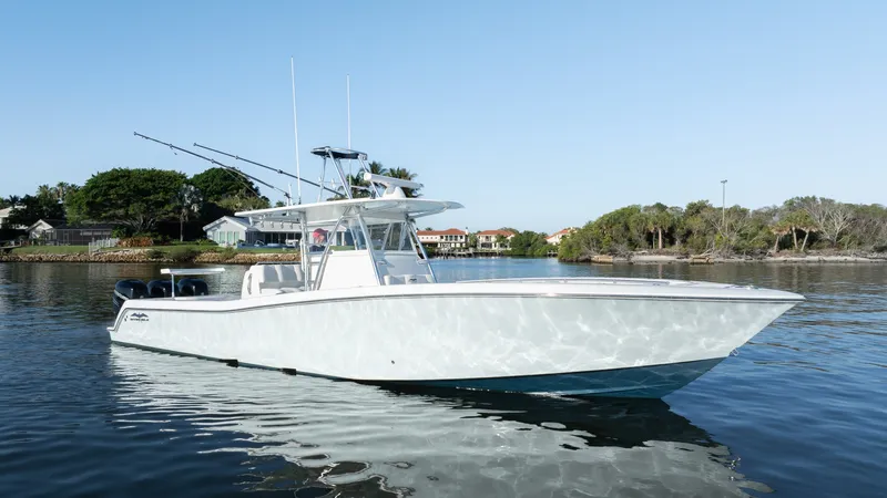 The Image of Invincible 39 Open Fisherman 2016 - 0