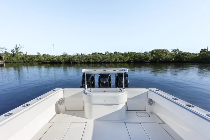 Slide: The Image of Invincible 39 Open Fisherman 2016 - 22