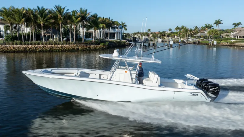 Slide: The Image of Invincible 39 Open Fisherman 2016 - 32