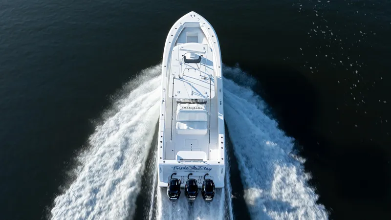 Slide: The Image of Invincible 39 Open Fisherman 2016 - 33
