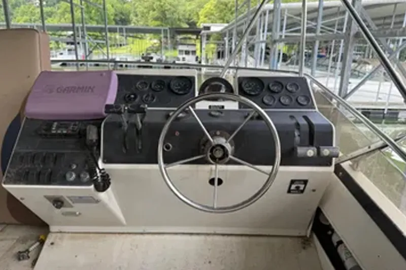 Slide: The Image of Carver Yachts 300 1994 - 10