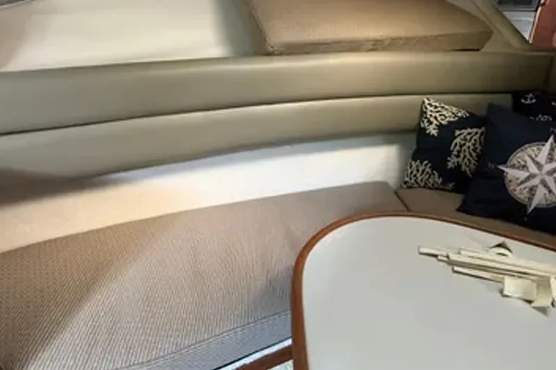 Slide: The Image of Carver Yachts 300 1994 - 25