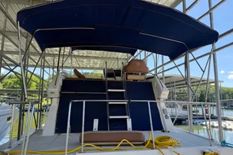 Slide: The Image of Carver Yachts 300 1994 - 5