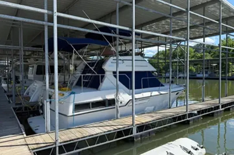 Slide: The Image of Carver Yachts 300 1994 - 6