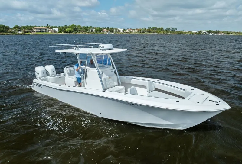 Slide: The Image of Invincible 33 Open Fisherman 2020 - 11