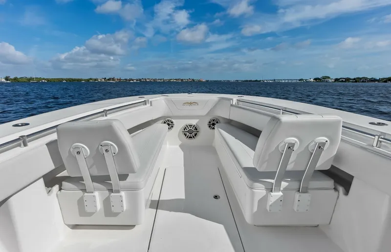 Slide: The Image of Invincible 33 Open Fisherman 2020 - 17