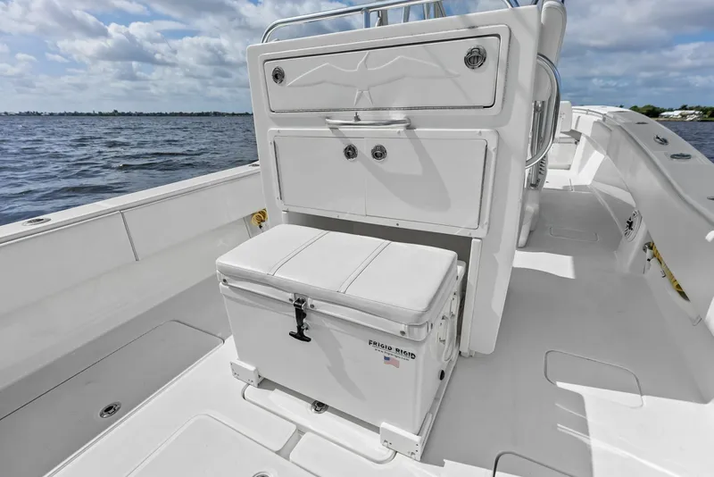 Slide: The Image of Invincible 33 Open Fisherman 2020 - 21