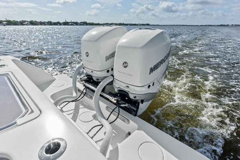 Slide: The Image of Invincible 33 Open Fisherman 2020 - 30