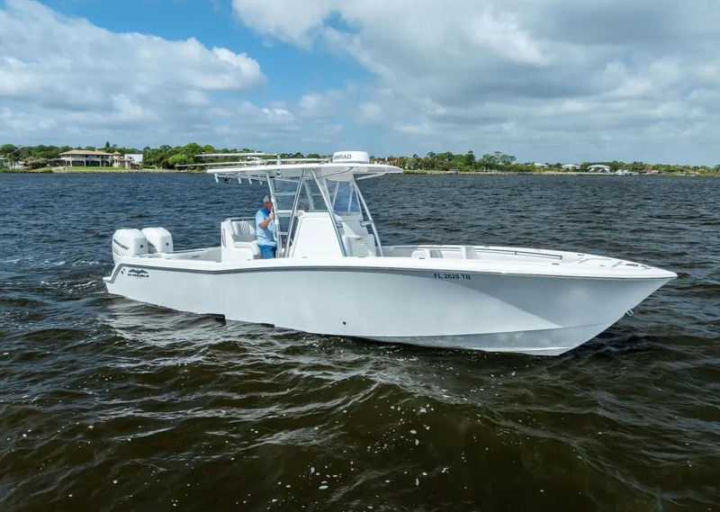 Slide: The Image of Invincible 33 Open Fisherman 2020 - 6