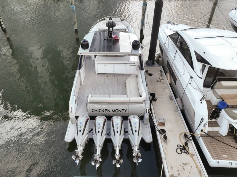 Slide: The Image of Azimut Verve 47 2023 - 10