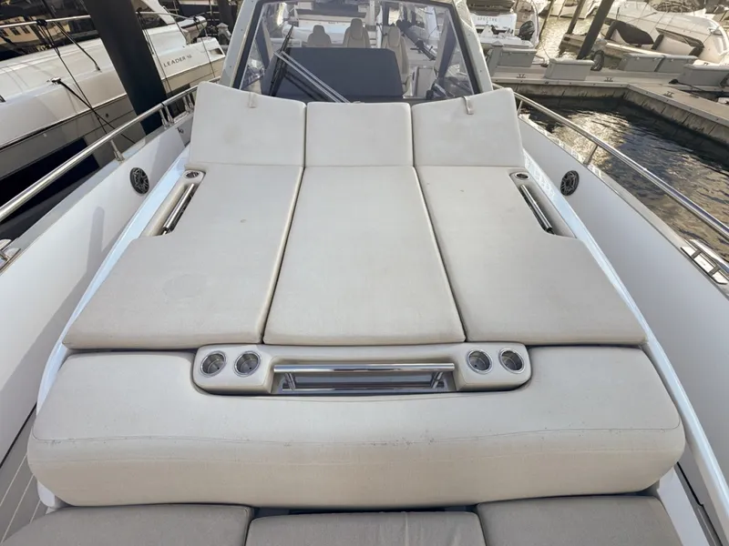 Slide: The Image of Azimut Verve 47 2023 - 16
