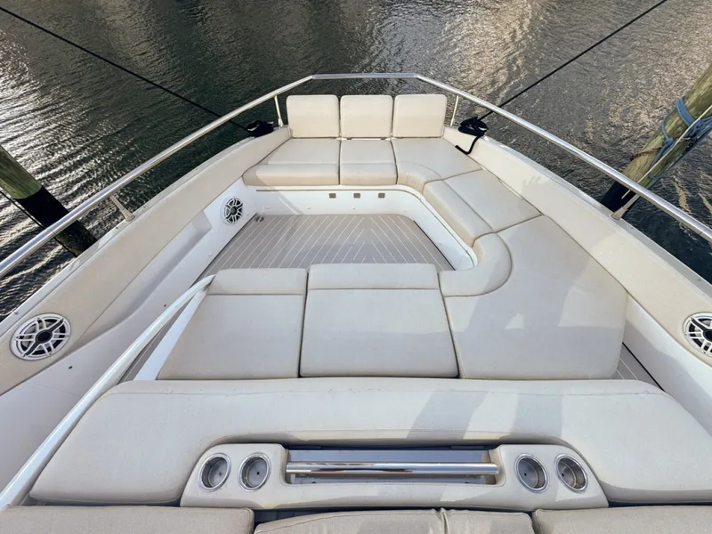 Slide: The Image of Azimut Verve 47 2023 - 19