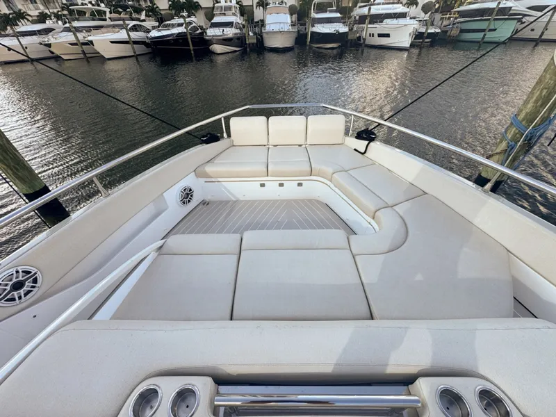 Slide: The Image of Azimut Verve 47 2023 - 20
