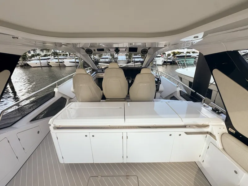 Slide: The Image of Azimut Verve 47 2023 - 37