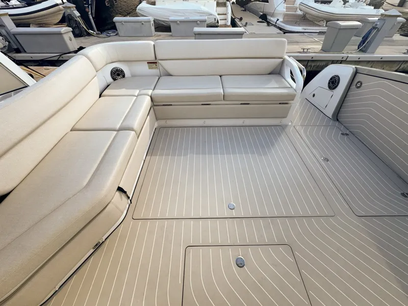 Slide: The Image of Azimut Verve 47 2023 - 48