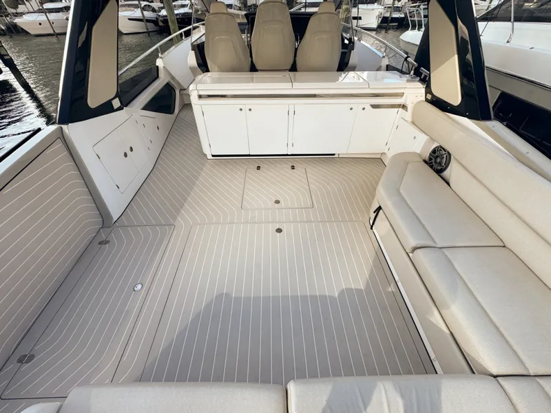 Slide: The Image of Azimut Verve 47 2023 - 53