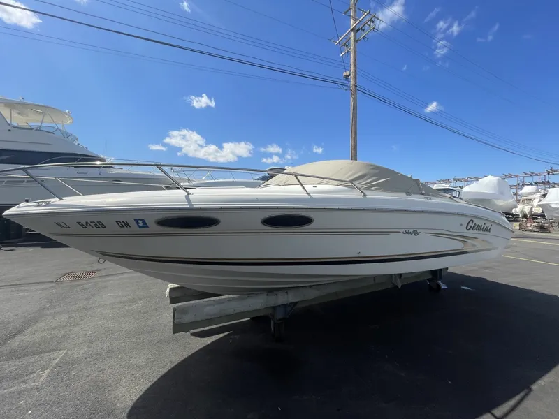 Slide: The Image of Sea Ray 230 Signature 2000 - 5