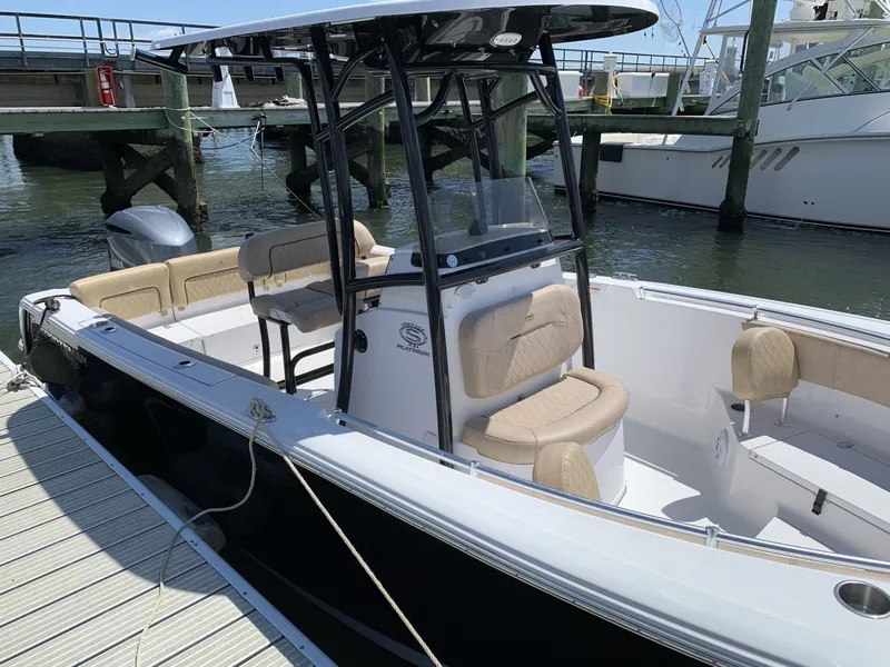 Slide: The Image of Sportsman Heritage 231 Center Console 2019 - 4