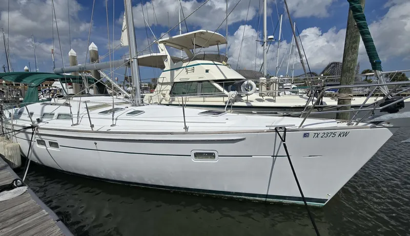 The Image of Beneteau 423 2004 - 0