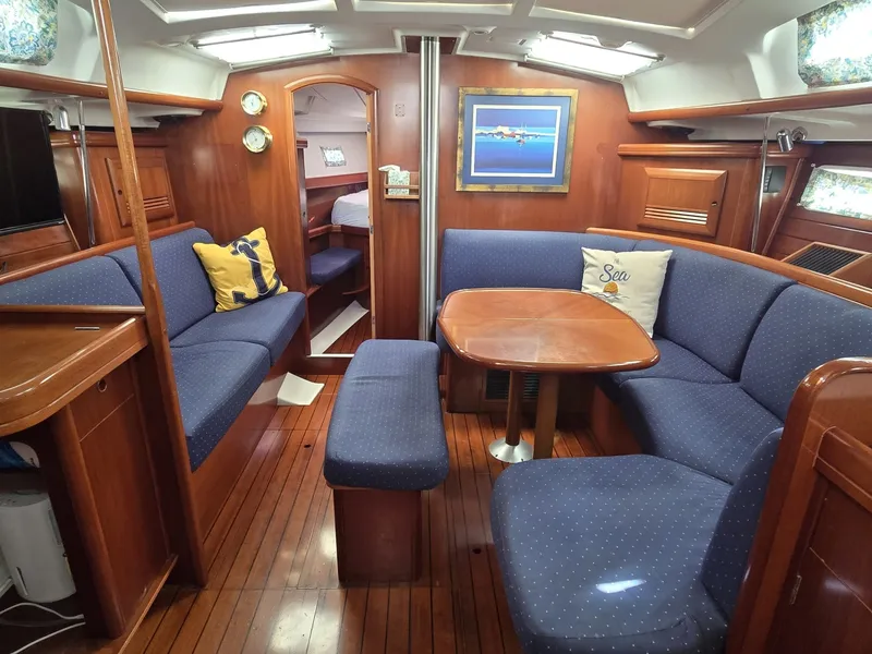 Slide: The Image of Beneteau 423 2004 - 30