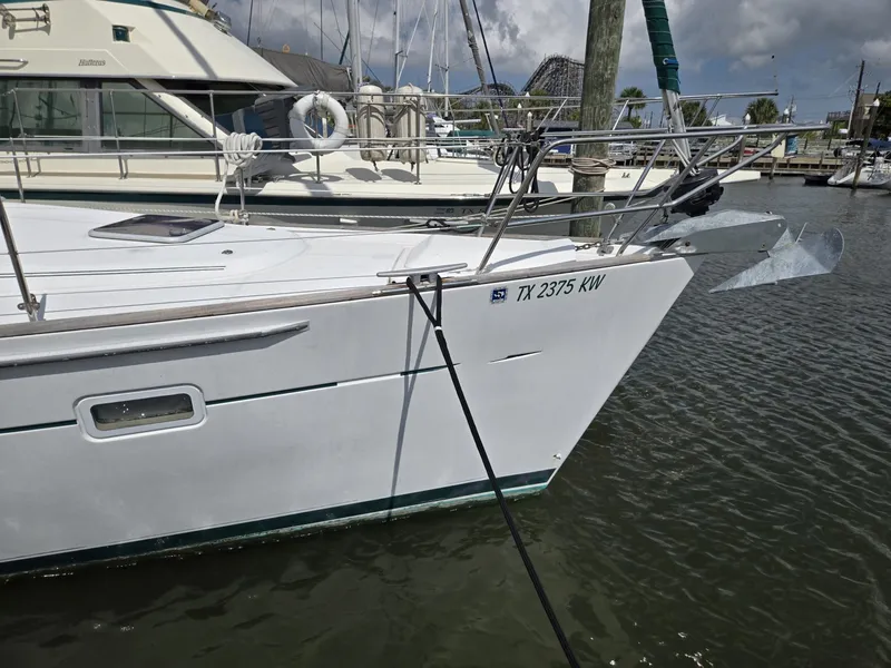 Slide: The Image of Beneteau 423 2004 - 9