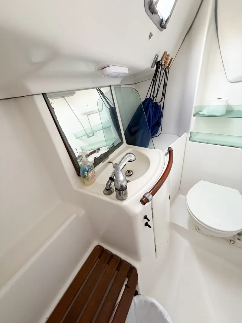 Slide: The Image of Beneteau 323 2007 - 10