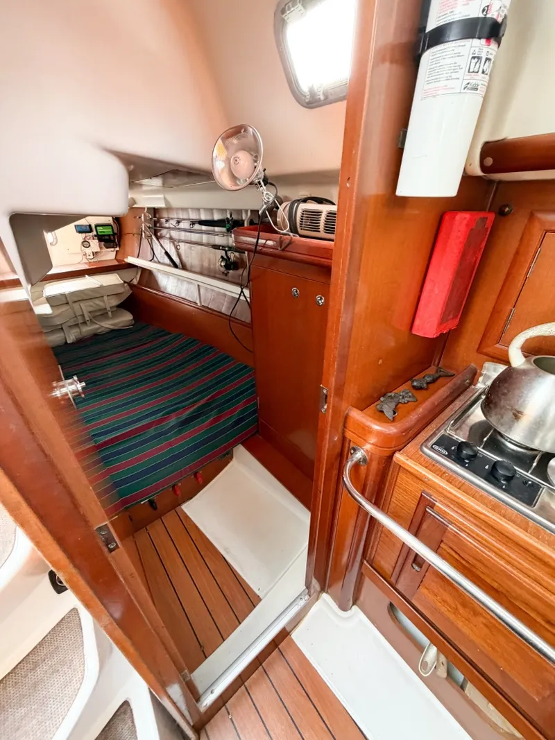 Slide: The Image of Beneteau 323 2007 - 15