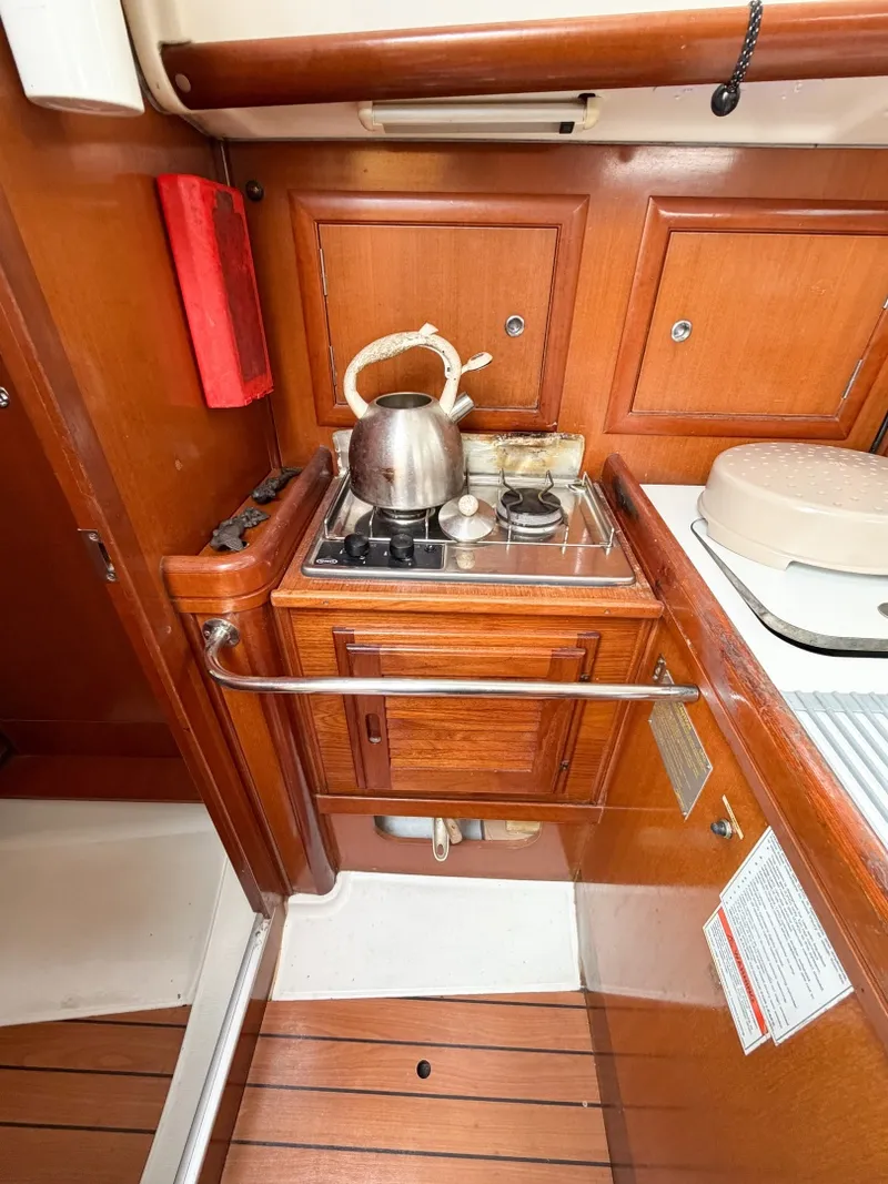 Slide: The Image of Beneteau 323 2007 - 20