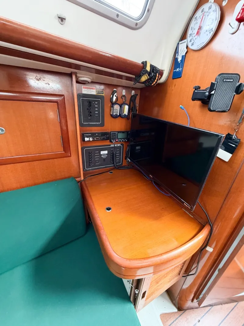 Slide: The Image of Beneteau 323 2007 - 7
