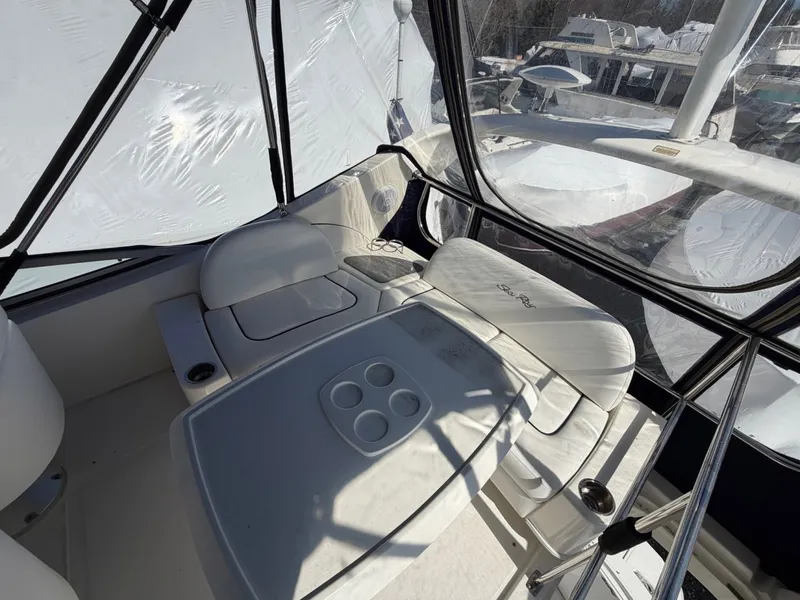 Slide: The Image of Sea Ray Sedan Bridge 2007 - 14