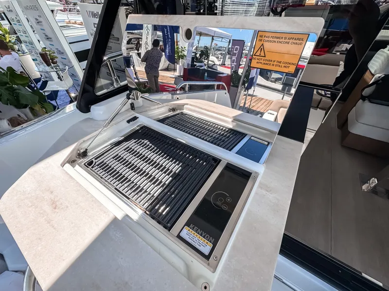 Slide: The Image of Wellcraft 44 Explorer 2026 - 10