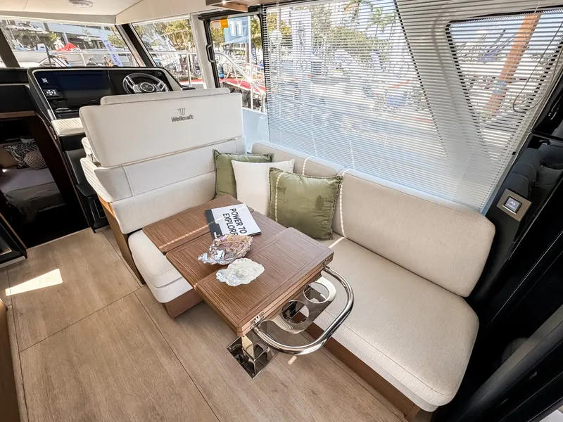 Slide: The Image of Wellcraft 44 Explorer 2026 - 13
