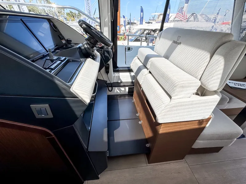 Slide: The Image of Wellcraft 44 Explorer 2026 - 23